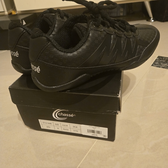 Black Chasse Apex Cheer Shoes - Picture 2 of 6